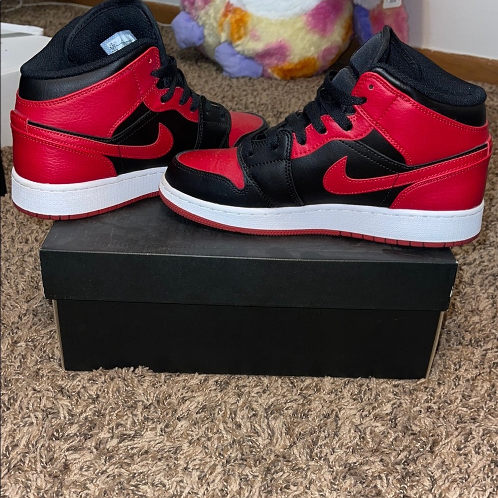 Air Jordan 1 Mid